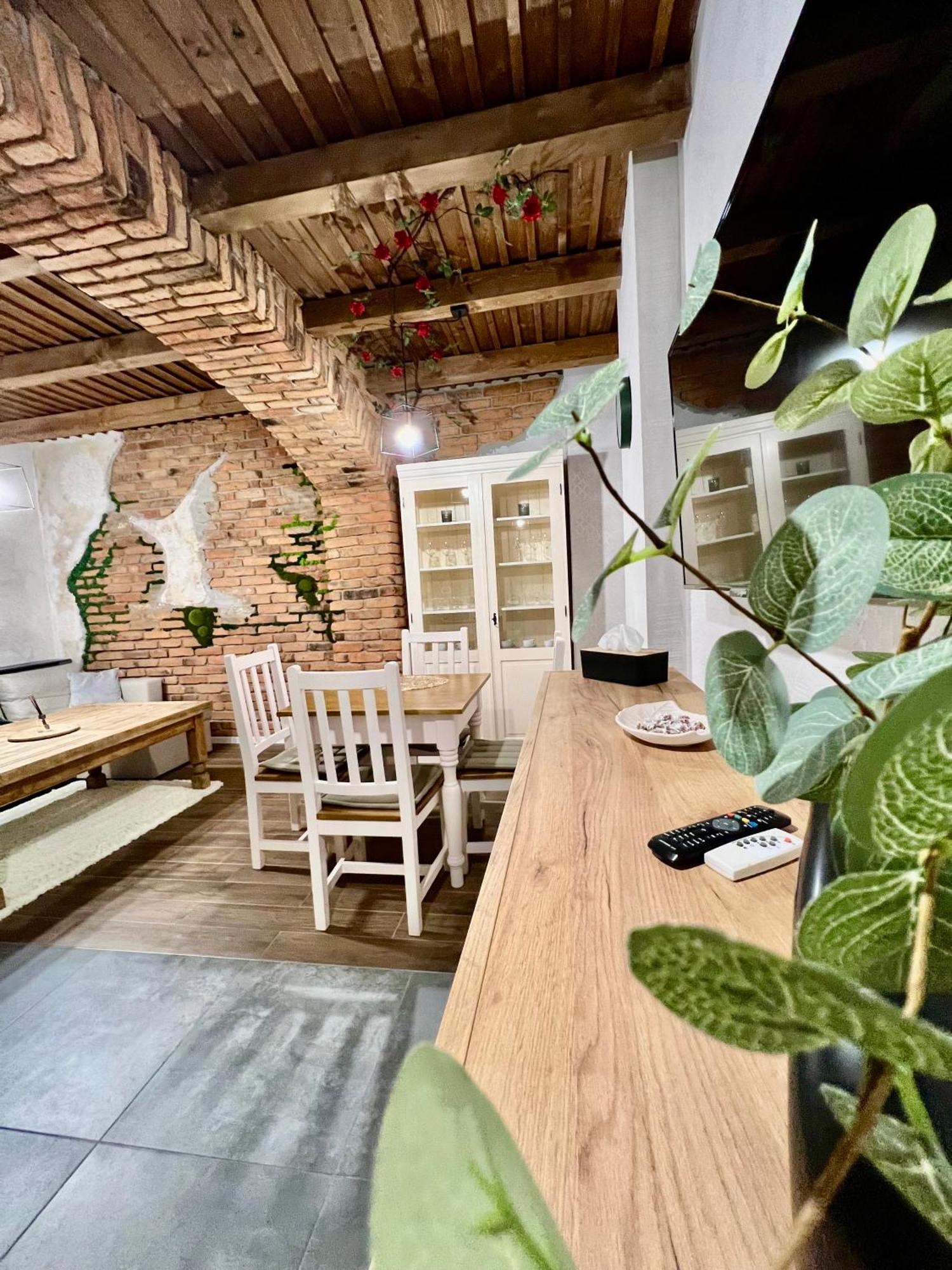 Star Center Sibiu Apartment Екстериор снимка
